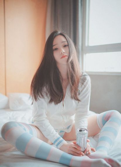 她唇之下免费观看完整版